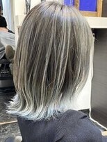 アルファ(alpha)&nbsp;クラゲヘアー/オリーブグレー/黒髪/ココアベージュ/小顔/松戸駅