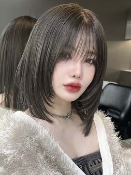 イキ 表参道(iki omotesando) レイヤーカット/バレイヤージュ/ブリーチ/髪質改善[表参道駅]