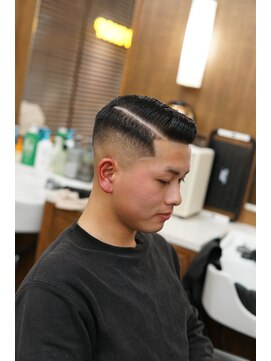 ザ チョップ ショップ ハラジュク(THE CHOP SHOP HARAJUKU) ハイスキンフェードサイドパート