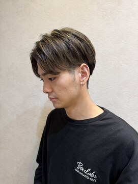 ネウィ 大分中央町店(newi) 立体感ハイライト刈り上げセンターパートメンズショート