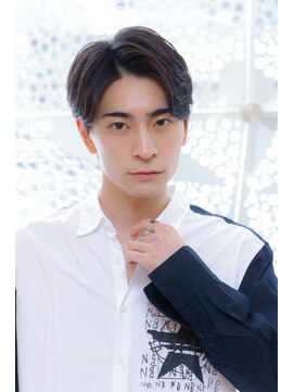 ミチオ ノザワ ヘアサロン ギンザ(Michio Nozawa HAIR SALON Ginza) ツーブロック/かき上げセンターパート/フェザーパーマ/黒髪3