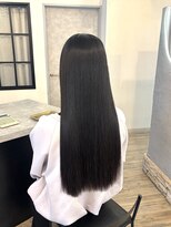 ヴィサージュバスク(VISAGE ba.s.k)&nbsp;湿気に負けない 美髪縮毛矯正の力