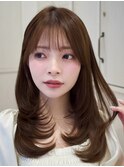レイヤーカット シースルーバング ミルクベージュハッシュカット