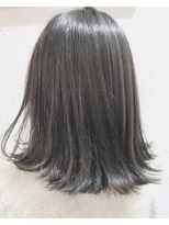 ヘアーアンドアトリエ マール(Hair&Atelier Marl) 【Marl外国人風カラー】ネイビーアッシュの外ハネボブ