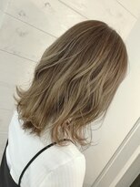 ムウ 難波(MOU)&nbsp;ハッシュカットフルバング似合わせカットレッドブラウン20代30代