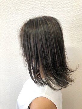 ヘアハウス ルアナ(Hair House Luana by NYNY) 派手過ぎないハイライトカラー☆