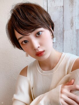 アフロート ディル(AFLOAT D'L) 大人可愛い20代30代40代小顔ワンサイドショートボブ丸み前下がり