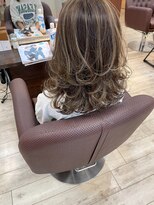 ヘアー アトリエ アンジー(Hair Atelier Angee)&nbsp;レイヤーたっぷりのハイライトカラー