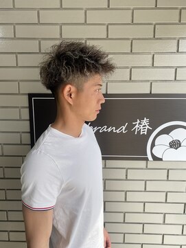 ヘアブランド椿 20代大人気ツイストスパイラル×ホワイトメッシュ