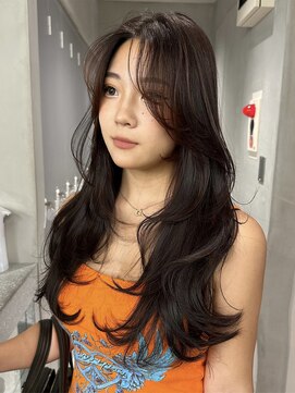 サイン 表参道(SIGN) レイヤーカットイヤリングカラーインナーカラーケアブリーチ