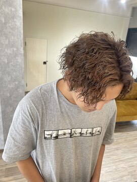 リリー(Re.ly) メンズパーマ