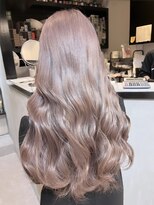 ペレ 渋谷(PELE)&nbsp;黒髪/グレーベージュ/ハイトーン/ブリーチ/渋谷