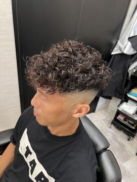 アントレース 東池袋店(UNTRACE) フェード×スパイラルパーマ メンズ/バーバー/理容室