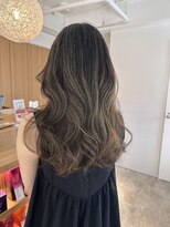 アンドビューティフル 恵比寿(andbeautiful)&nbsp;地毛ハイライト×フェイスレイヤーロング