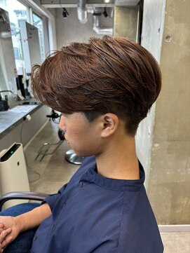 ミューバイケンジ(miu by KENJE) miu&宇都宮良太 センターパート×ニュアンスパーマ