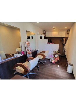 ２席のみのプライベート空間が魅力のサロン◇落ち着いた雰囲気の店内でゆったりとしたサロンTimeを＊