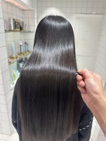 ロンドルーチェ 心斎橋(Lond luce)&nbsp;ダークアッシュ/ミディアムレイヤーカット［髪質改善/縮毛矯正］