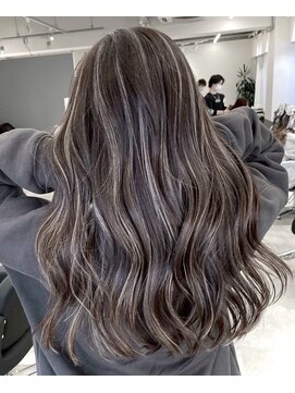 シエラ 心斎橋(CIERA.) 外ハネボブ美髪ワイドバングアンブレラカラーパーマ