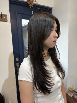 ロウスリー(Lowsly) 顔まわりカットレイヤー