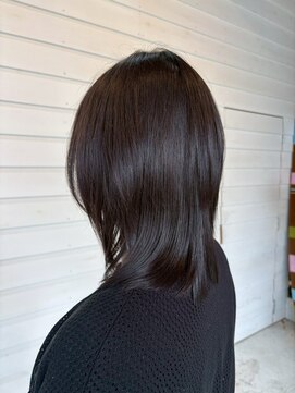 ラコスタ(LaCosTa) 透明感ココアグレージュ艶カラーくびれクラゲヘアーミディアム