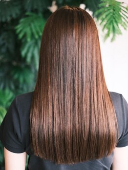 ジーン カットクラブ レディース(GENE CUTCLUB Lady's)の写真/クセ・広がり・うねり…髪の時期それぞれの悩みを解決◎自然な柔らかさと毛先まで潤う自然なストレートに☆