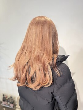 ロング×やわらかピンクベージュ