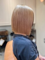 アンリー 四条烏丸店(Anree) ハイトーン切りっぱなしボブ 20代30代40代