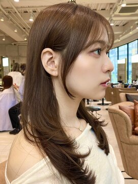 グランド(GRAND) 顔周りカット後れ毛くびれヘアアッシュベージュ20代30代【平島】
