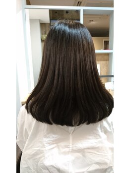 リットヘアーデザイン(Lit HAIR DESIGN)の写真/【住吉/中園商店街】「自然に、キレイに、私らしく。」縮毛矯正で叶える、毎日がラクになる髪。
