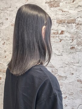 エル(elle) 小顔に見せるヘアグラデーションカラー×暗髪ケアカラー錦糸町