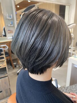 クイントネオリーブ 自由が丘正面口店(quint:neolive) quint neolive ダークアッシュショート