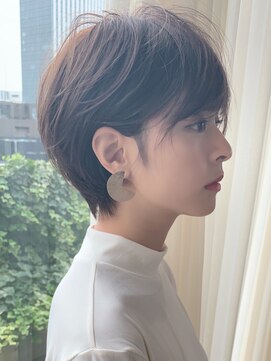 アヴァロン(AVALON) フワッと束感×丸みのあるくびれショート◎