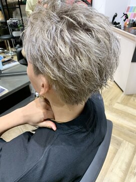 カシータフロル ららぽーと愛知東郷店(Casita flor) 刈り上げない×ハイトーン