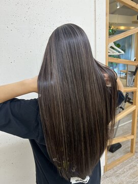 ソイア 春日井店(Soea) グロスハイライト　グレージュハイライト