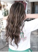 ハイライトショートヘアレイヤーカットダブルカラー