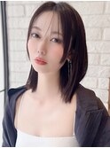グレージュカラー×切りっぱなしミディアム