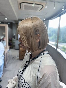 アクト 原宿(ACT) 切りっぱなしハイトーンボブ