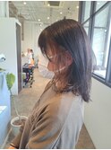 インナーミルクティーベージュ×ミディアムレイヤー美髪