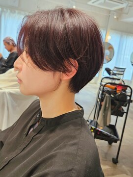 ストレータ バイ マリオ(Strata by mario) 王道小顔ショート、耳にかけてハンサムショート2wayスタイル