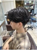 韓国風センターパート×刈り上げ