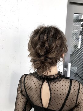 ロク 高田馬場(lok) 大人カワイイヘアアレンジ【ロク 高田馬場】あらい