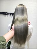 ヘアスタイルが変わると毎日が変わる～プラチナブロンド～