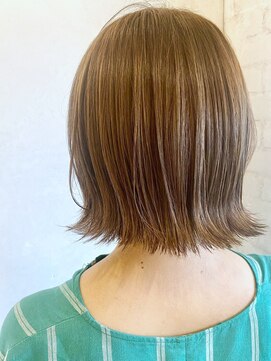 ベルビアンカ(Belle BIANCA) Belle BIANCA ハイトーンベージュ/ブリーチ/ミニボブ by Yukiho