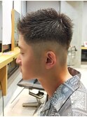 スキンフェードバーバースタイルベリーショート束巻ショート