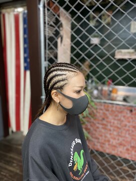 ファブナッツ(FABNUTS) コーンロウ