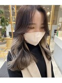 ホワイトベージュ