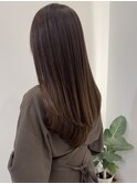 グレージュ　レイヤーカット　美髪　艶カラー