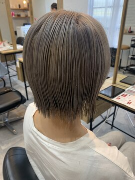 クロエバイラヴィズム 石山店(CLOE by LUVISM) ダブルカラー