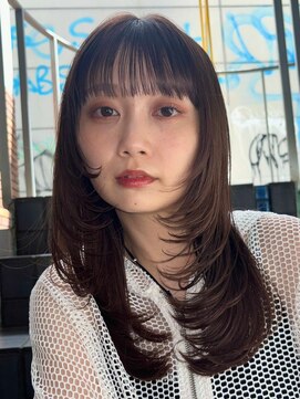 ノイ(noi) 顔周りレイヤーカットくびれヘアミルクティーベージュカラー