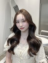 ラクシア(LucxiA)&nbsp;韓国レイヤー/くびれ巻き